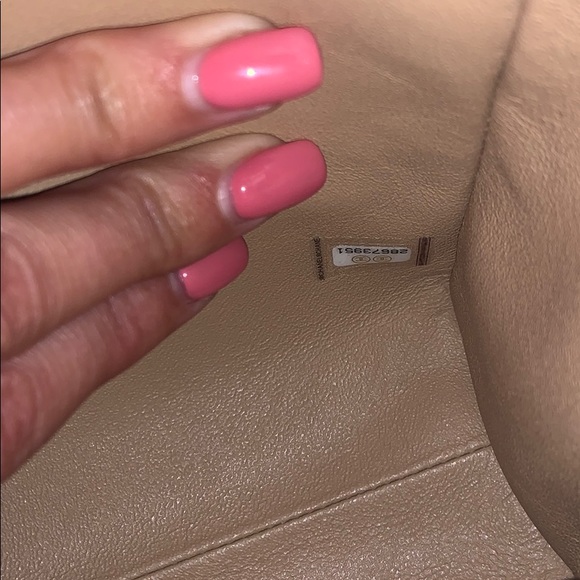 Gorgeous Chanel classic bag. Gold hardware RARE 🤎 - Picture 7 of 10